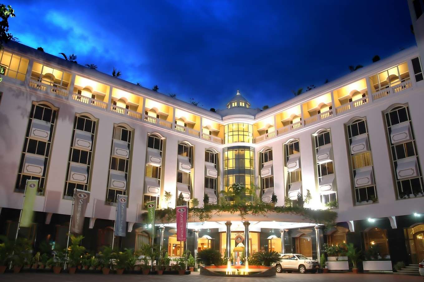 HOTEL SANDESH THE PRINCE