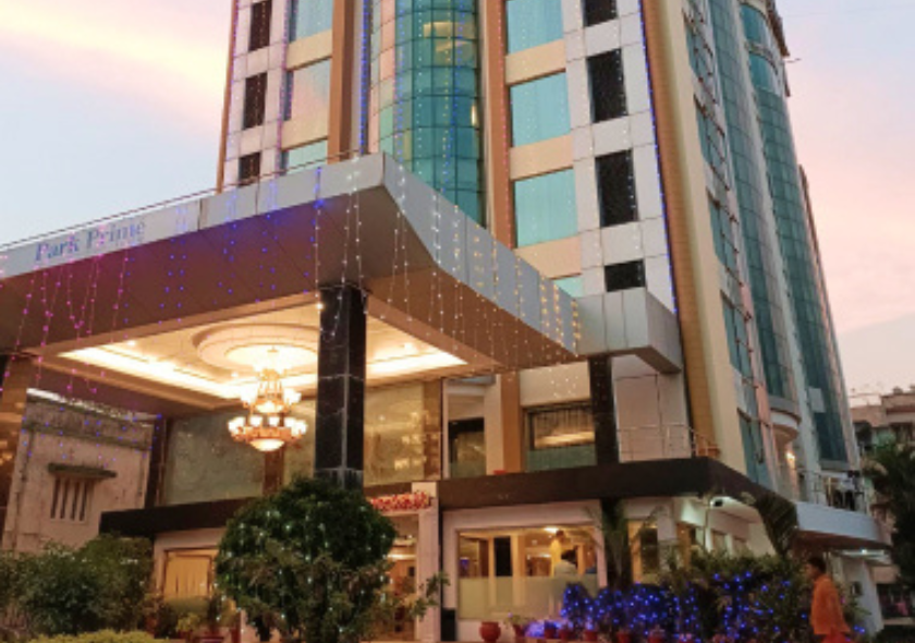 PARK TIME HOTEL 